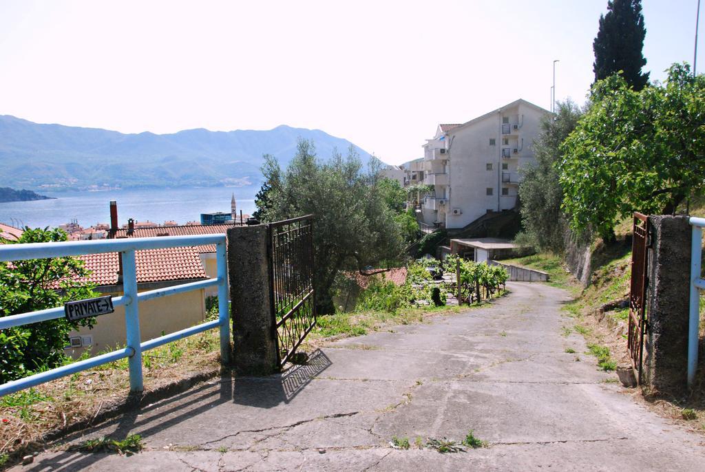 Vila Mitrovic Budva Exterior foto