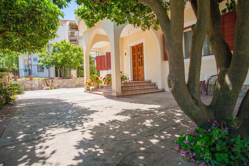 Vila Mitrovic Budva Exterior foto